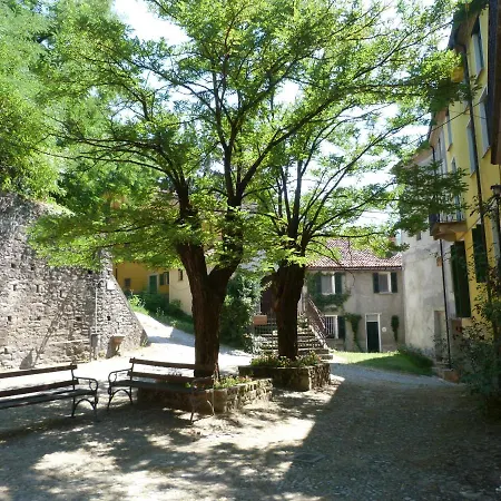 Chiara 3*